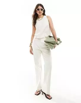 Stradivarius — топ без рукавов цвета экрю