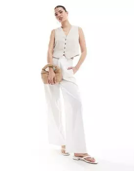 Stradivarius — Жилет из мятой ткани каменного цвета