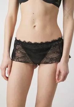 Стринги LASCANA, черный