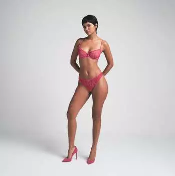 Стринги SKIMS, цвет punch