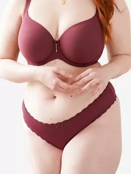 Стринги SugarShape String PUREBASIC, цвет port