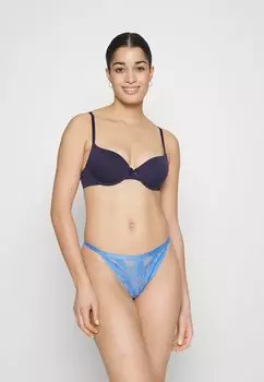 Стринги Weekday