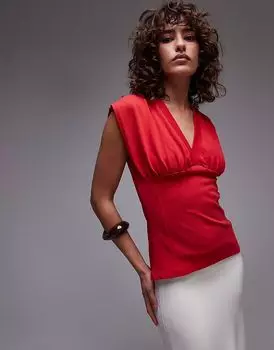 Структурированный топ Topshop без рукавов с V-образным вырезом красного цвета