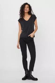 Струящаяся футболка Vero Moda, черный