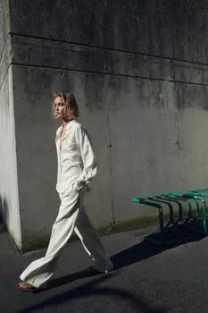 Струящаяся рубашка в полоску ZARA, экрю/зеленый