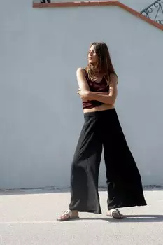 Струящиеся широкие брюки ZARA, черный