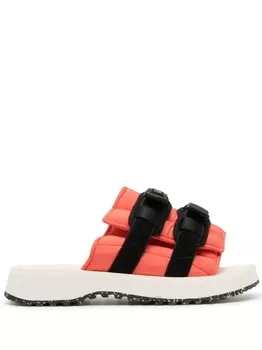 Suicoke шлепанцы Moto с нашивкой-логотипом, нейтральный цвет