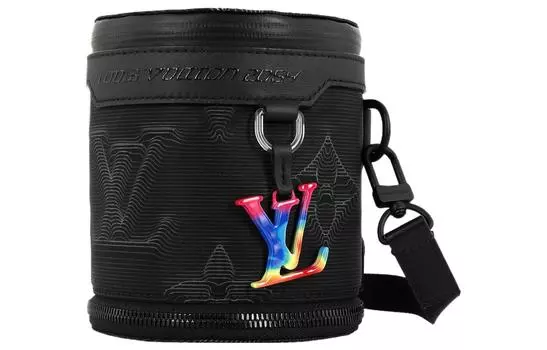 Сумка 2054 Expandable Polochon LOUIS VUITTON