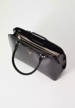 Сумка ARNELA SATCHE Guess, черный