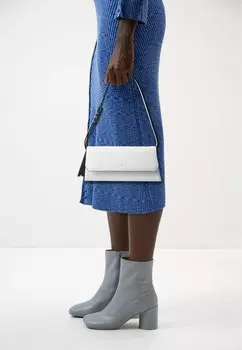 Сумка BORSA BAG Patrizia Pepe, цвет white/black