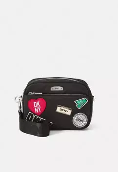 Сумка через плечо CAPSULE CAMERA BAG DKNY, черный