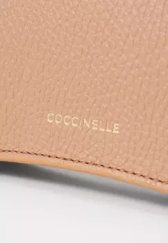 Сумка через плечо Coccinelle, песочный