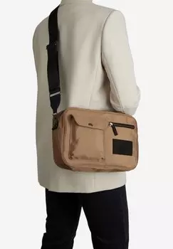 Сумка через плечо DARLA Markberg, цвет light caramel black