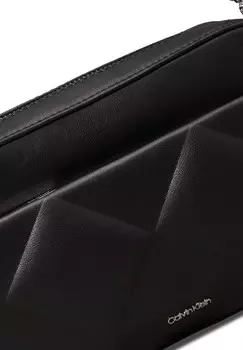 Сумка через плечо DIAMOND QUILT Calvin Klein, черный