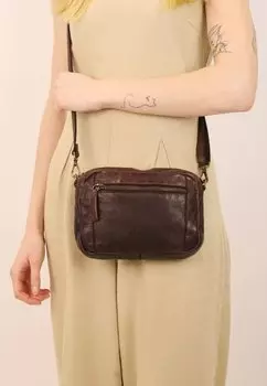 Сумка через плечо DOMINIC Gusti Leder, цвет dunkelbraun (struktur)