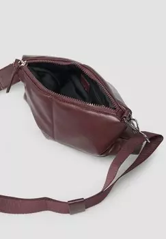Сумка через плечо GESTEPPTE HANDYTASCHE MIT ABNEHMBAREM -GURT s.Oliver, бордовый