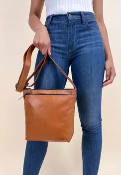 Сумка через плечо Gusti Leder