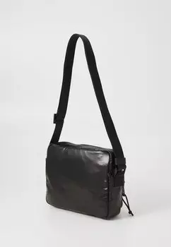 Сумка через плечо IKON PUFFY CROSSBODY KARL LAGERFELD, черный