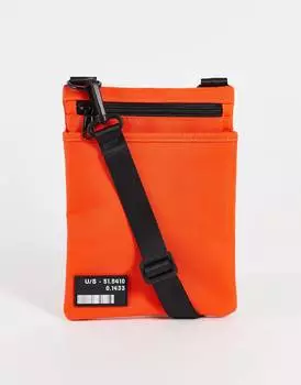 Сумка через плечо из нейлона красного цвета с нашивкой ASOS DESIGN - RED