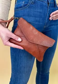 Сумка через плечо KARISMA Gusti Leder, цвет braun