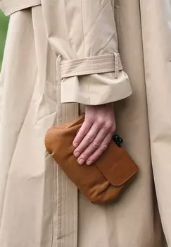 Сумка через плечо MRS WHOOPIE PIE Aunts & Uncles, коричневый