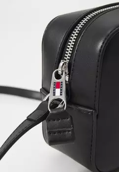 Сумка через плечо MUST CAMERA BAG Tommy Jeans, черный