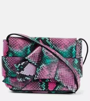 Сумка через плечо musubi из кожи с тиснением под крокодила Acne Studios, мультиколор