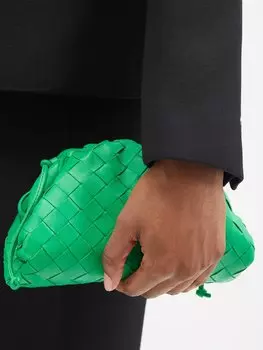 Сумка через плечо pouch mini из кожи intrecciato Bottega Veneta, зеленый