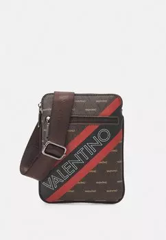 Сумка через плечо Valentino