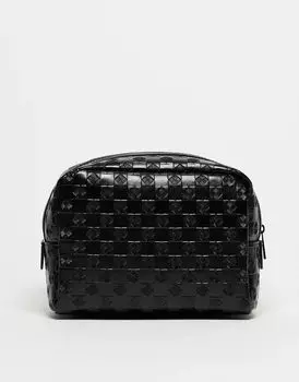 Сумка для туалетных принадлежностей ASOS из черной искусственной кожи с тисненым рисунком в клетку