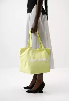 Сумка ESSENTIAL LOGO KARL LAGERFELD, цвет mimosa