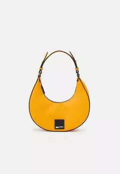 Сумка Karl Lagerfeld Jeans TECH SMALL HALF MOON, цвет dark cheddar