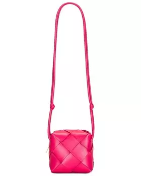 Сумка кросс-боди Bottega Veneta Mini Camera, цвет Cranberry & Gold