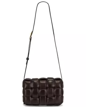 Сумка кросс-боди Bottega Veneta Padded Cassette, цвет Fondente & Gold