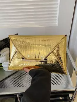 Сумка квадратная с клапаном и тиснением под кожу крокодила, золотой