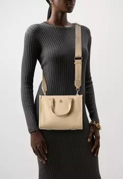 Сумка MONOTYPE MINI TOTE Tommy Hilfiger, цвет harvest wheat