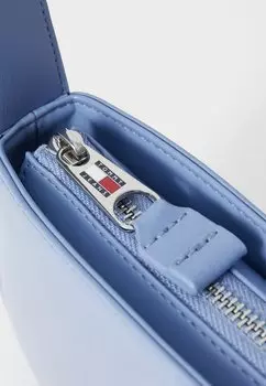 Сумка MUST SHOULDER BAG BOX Tommy Jeans, светло-голубой