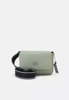 Сумка на плечо CITY GIRL SMALL FLAP CROSS Tommy Jeans, выцветшая ива