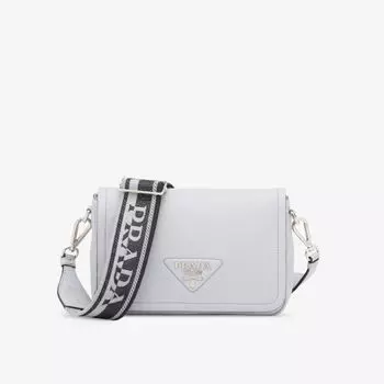 Сумка на плечо из зерненой кожи с бляшкой-логотипом Prada, синий