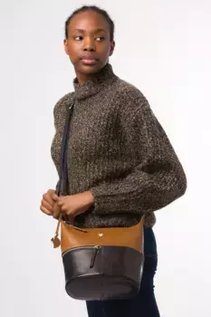 Сумка на плечо 'Little Kristin' из кожи сливового цвета Conkca London, синий