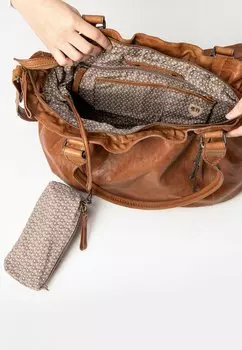 Сумка OLIVIA Aunts & Uncles, цвет creme brulee