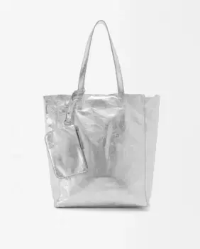 Сумка-шоппер из гладкой кожи с магнитной застежкой и съемным кошельком Parfois, серебряный