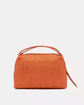 Сумка среднего размера из рафии В комплект входит кожаный ремешок Gianni Chiarini, коралловый