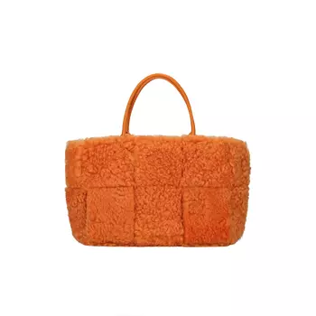 Сумка-тоут Arco среднего размера из овчины Bottega Veneta