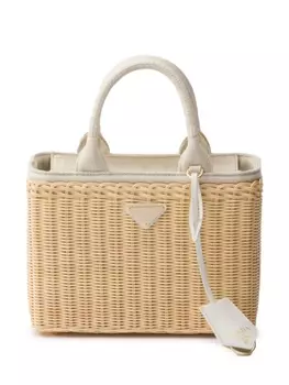 Сумка-тоут Prada Wicker Triangle среднего размера, нейтральный цвет