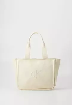 Сумка-тоут SANDI TOTE Calvin Klein Jeans, песочный