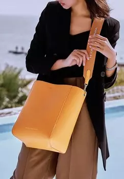 Сумка Victoria Hyde