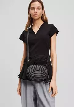 Сумка WELLEN SADDLE KARL LAGERFELD, черный