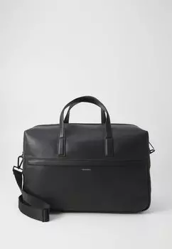 Сумка выходного дня MUST WEEKENDER Calvin Klein, черный