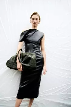 Сумка Zara by Carlyne Cerf Split Suede Maxi Shoulder, темно-зеленый